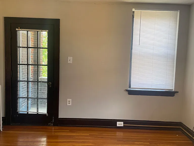 3654 Middleton Ave — Photo 6