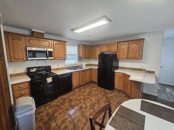5th image of 1225 Osteen St Space 26