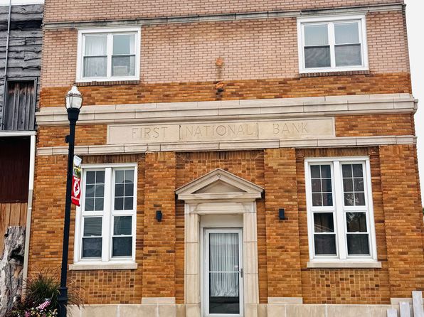 202 W Main St #2