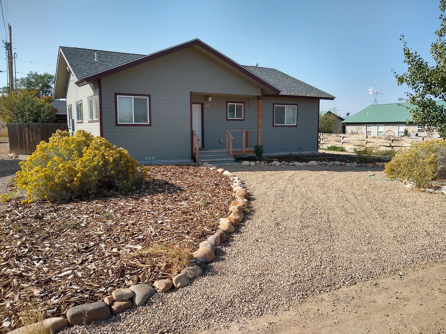 3 bed, 1288 sqft, $2,350 — Photo 2