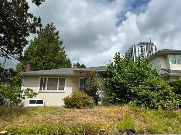 481 W 40th Ave, Vancouver, BC V5Y 2R5
