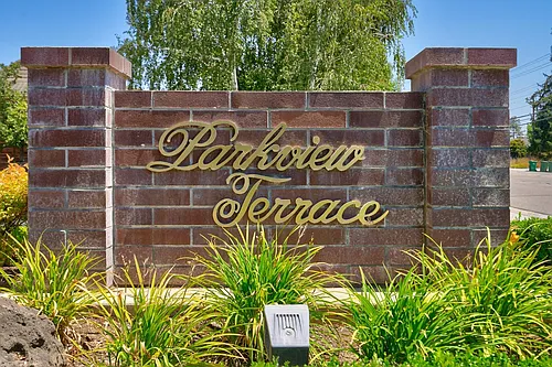 2573 Central Park Dr Photo 1