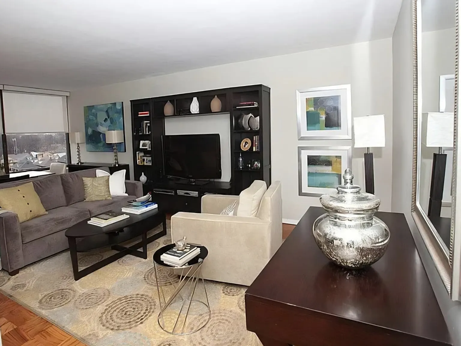 1 bed, 819 sqft, $2,750 — Photo 1