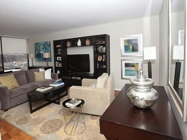 9060 Palisade Ave #1210