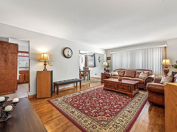 3rd image of 3821 Williams St