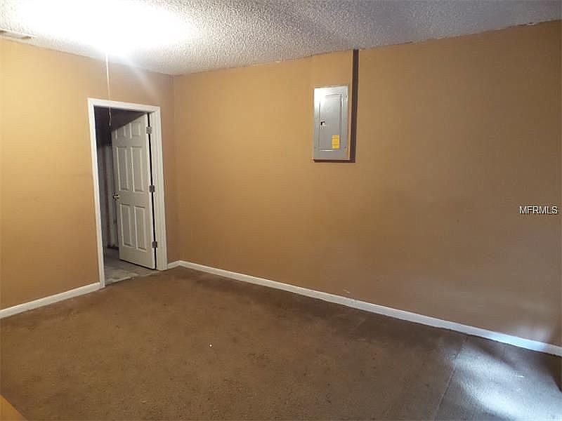 2nd image of 807 Ross St