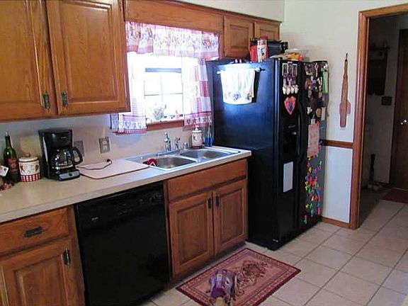 4th image of 1210 Butterfield Trl