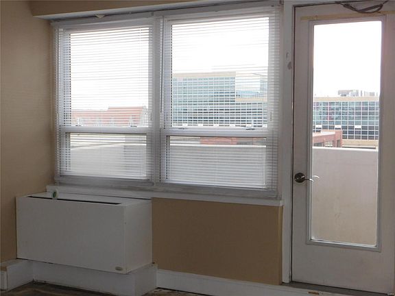2nd image of 210 N 17th St Unit 511