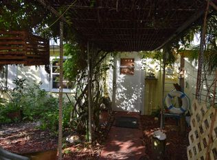 2672 NE Pine Ave, Jensen Beach, FL 34957