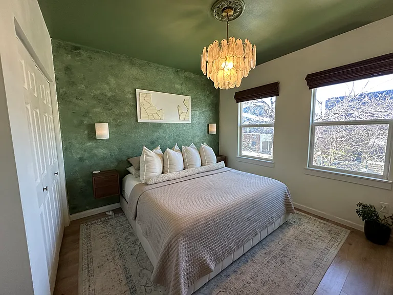 2818 Syracuse St #221 — Photo 34