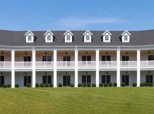 6-1 E Schuyler Rd, Loudonville, NY 12211