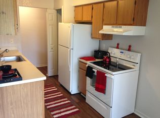 19486 Mayfield Ave APT 101, Livonia, MI 48152