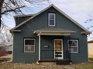 613 N Center Ave, Miles City, MT 59301