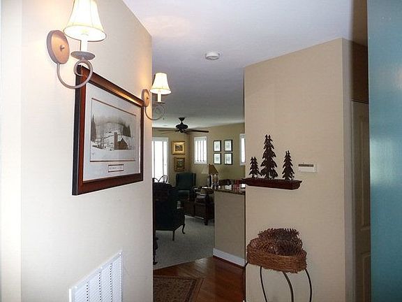 2nd image of 506 Peaceful Haven Dr Unit 1122