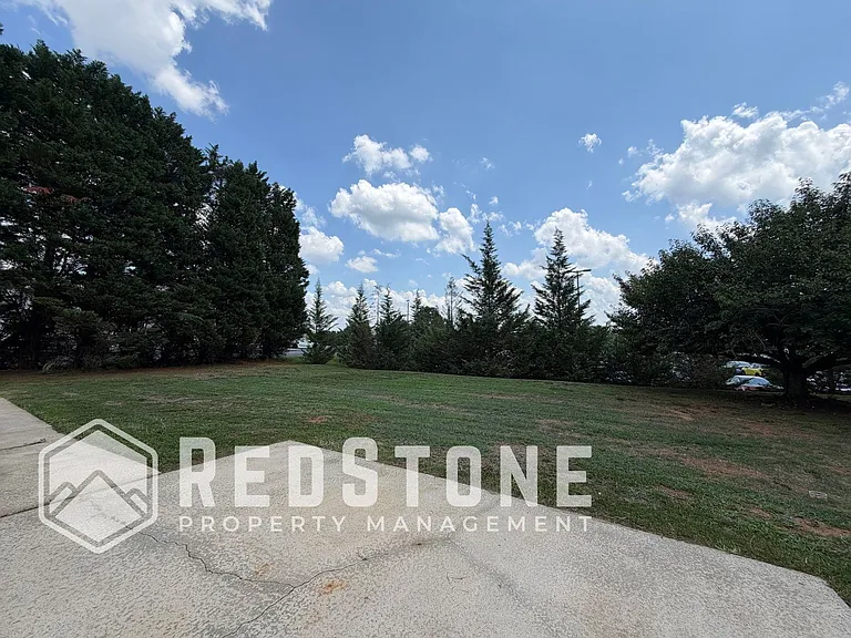 3138 Whitesell Dr #C — Photo 36