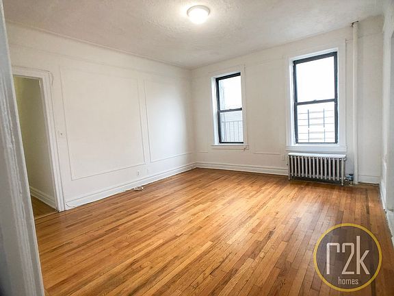 4th image of 3921 65th Pl APT 2B