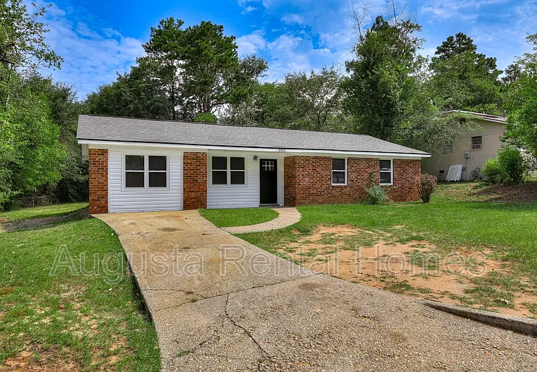 3413 Charing Cross Ct — Photo 4