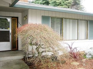 704 NE 113th Ave, Portland, OR 97220
