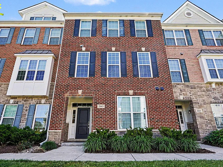 2843 Hardwick Rd — Photo 3