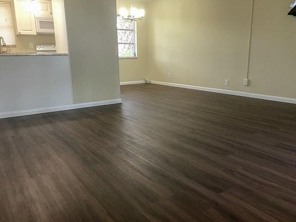 2nd image of 5178 Eadie Pl