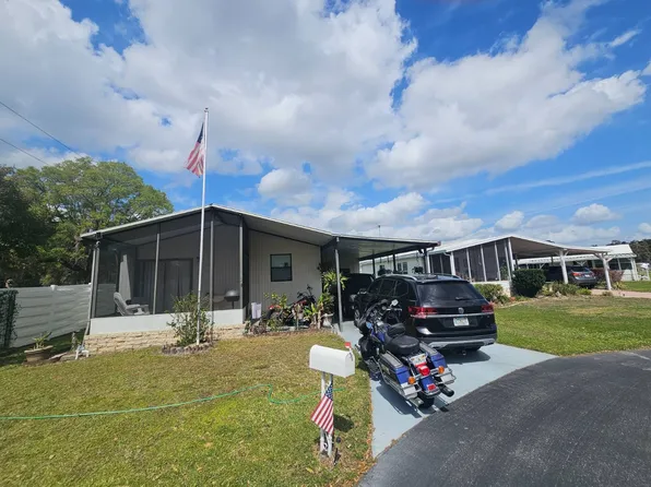 305 Bruce Ave, Wildwood, FL 34785