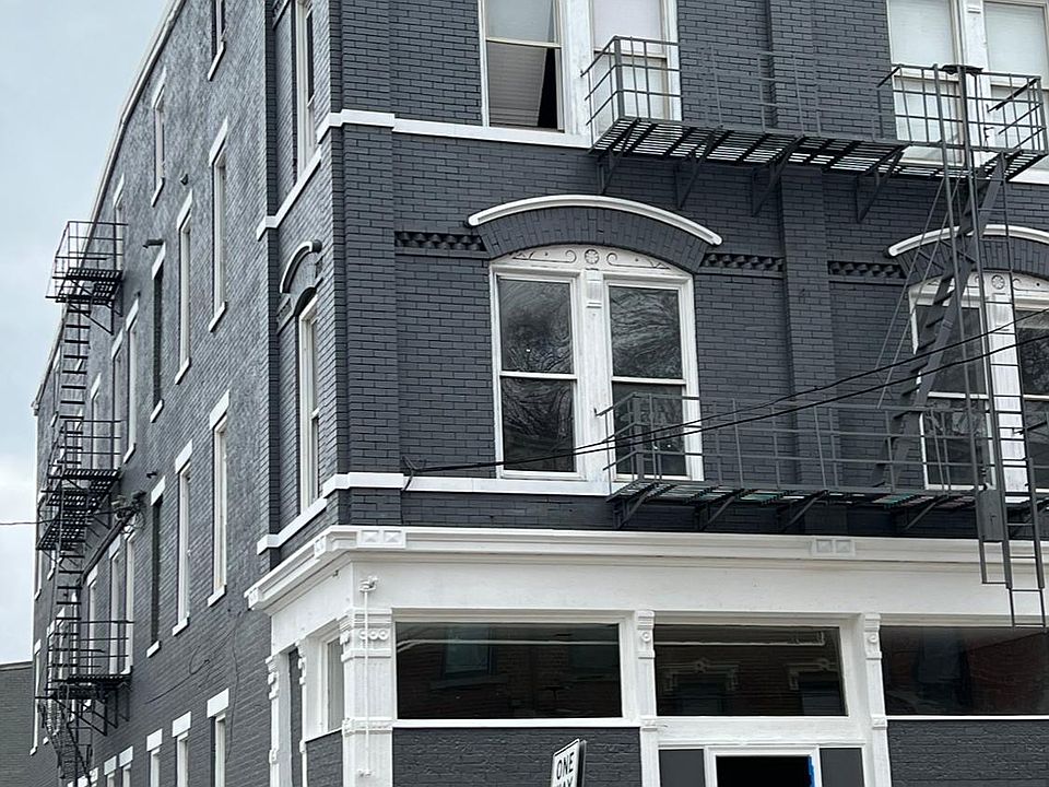 1721 Baymiller St Cincinnati OH Zillow