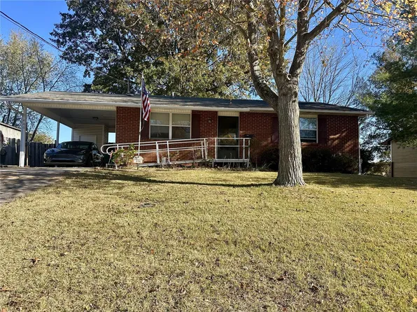 406 N Shawnee Blvd, Jackson, MO 63755