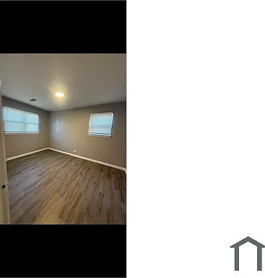 8216 S Exchange Ave #4 — Photo 4