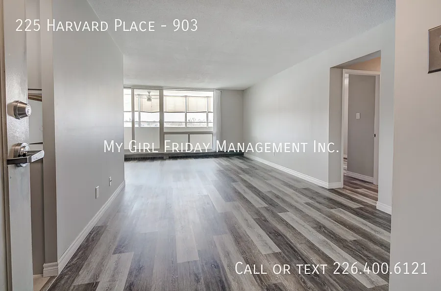 Upgraded & Renovated! 903-225 Harvard Place — Photo 3