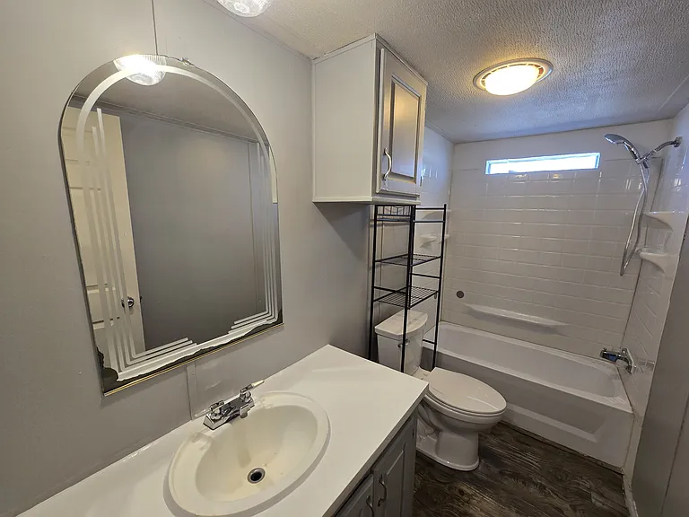 700 W Ridgeway Ave #111 — Photo 23