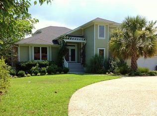 1404 Heron Run Dr, Wilmington, NC 28403