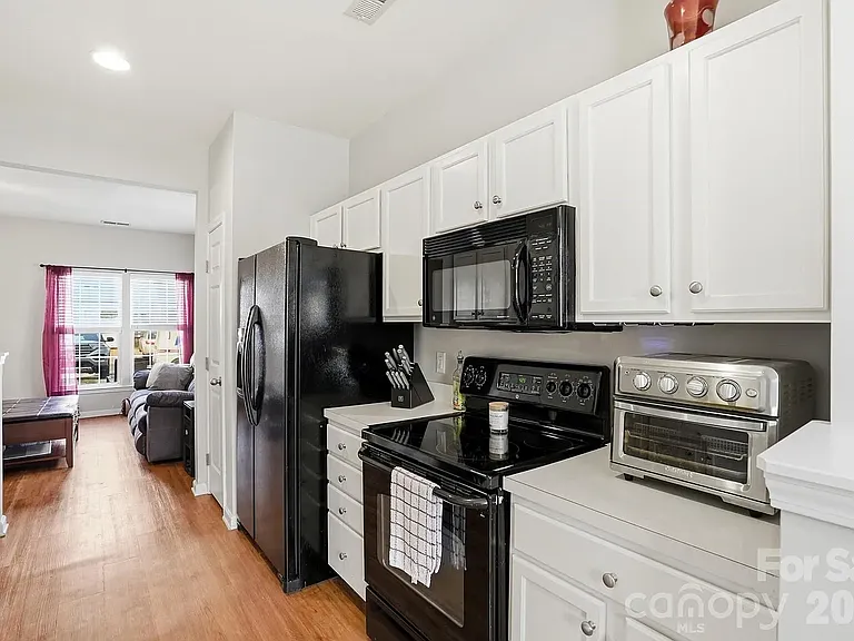4723 Forestridge Commons Dr — Photo 13