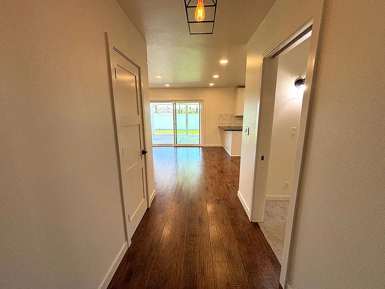 320 Buena Vista Ave — Photo 20
