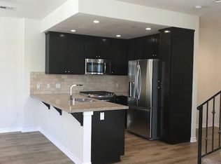 293 Newbury Vista Ln, Newbury Park, CA 91320