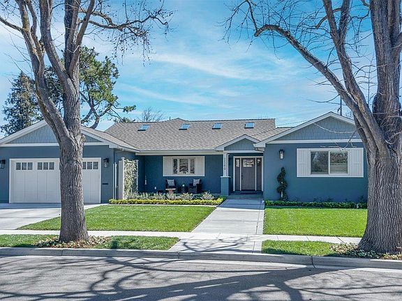 2nd image of 1160 Doralee Way