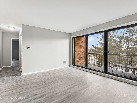 4th image of 7510 Farmingdale Dr APT 303