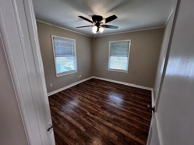345 Wainwright Dr — Photo 9