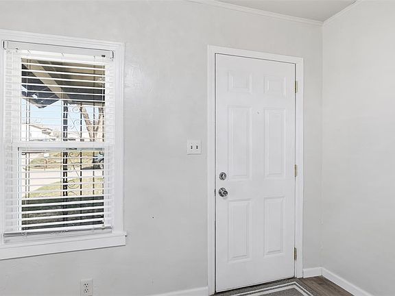 4th image of 520 S Reno Ave