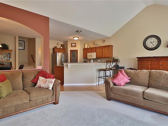 3rd image of 7018 Easton Way E