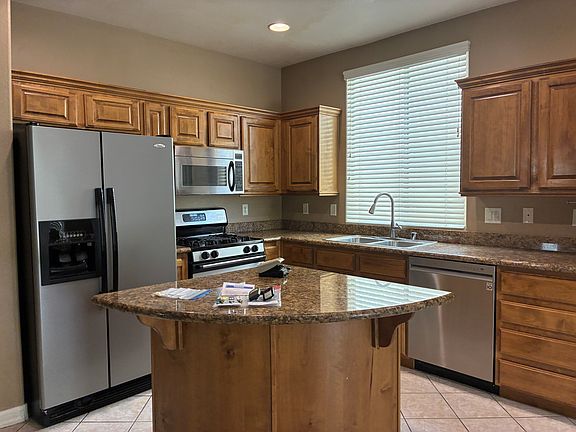 5th image of 754 Rise Canyon Dr