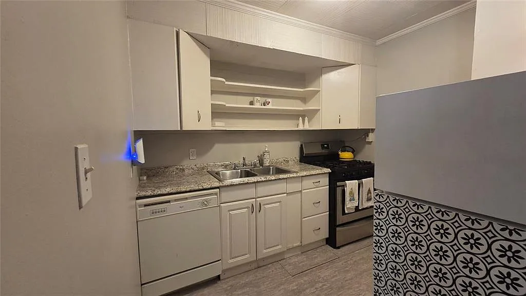 1 bed, 1.0 bath, $1,500 — Photo 2