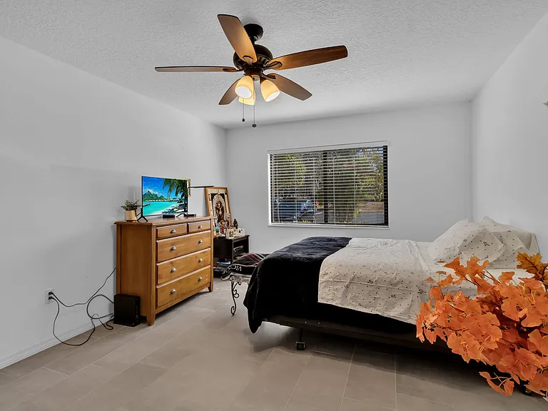 5749 Gardens Dr #5749 — Photo 11