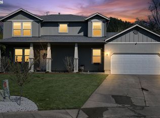 6074 Pebble Ct, Springfield, OR 97478
