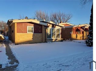 9409 S Wallace St, Chicago, IL 60620