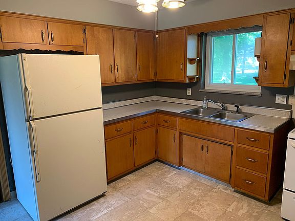 4th image of 3915 N Lanewood Dr