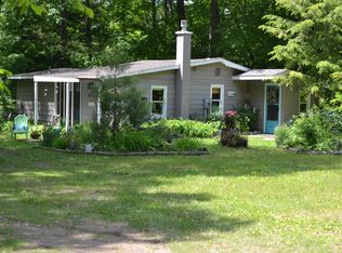 4429 S Croton Hardy Dr, Newaygo, MI 49337
