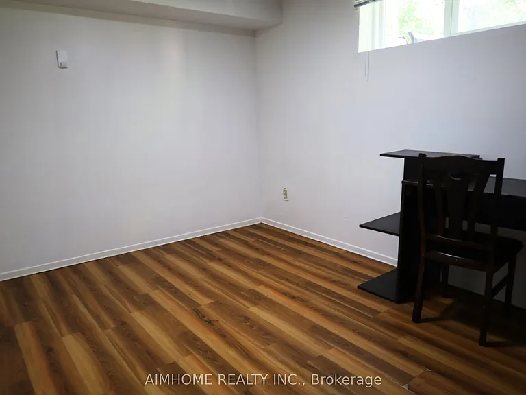 83 Mintwood Dr #BASEMENT — Photo 12