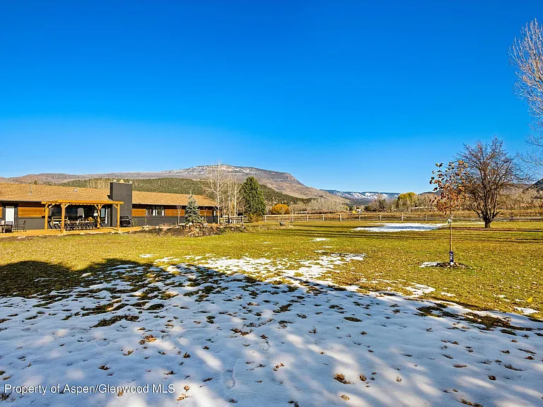 24 Cherry Ln — Photo 29