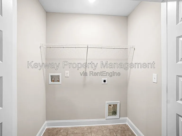 3225 Venetian Dr — Photo 11