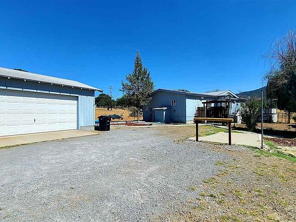2nd image of 730 Duncan Dr